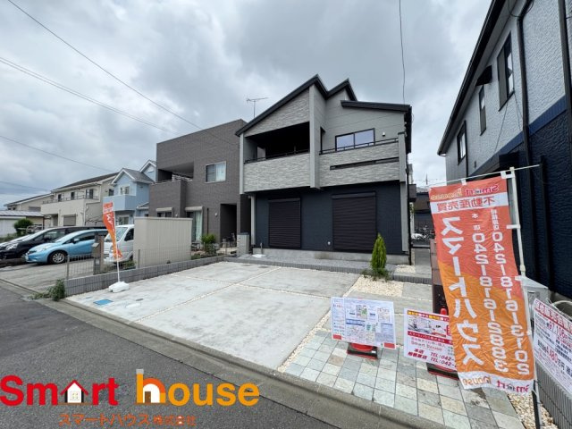 相模原市南区麻溝台　新築1棟の前面道路含む現地写真|お住まいの前面道路が広いと駐車が楽になり、陽当たりも遮られないので明るく居心地の良いお家になります♪