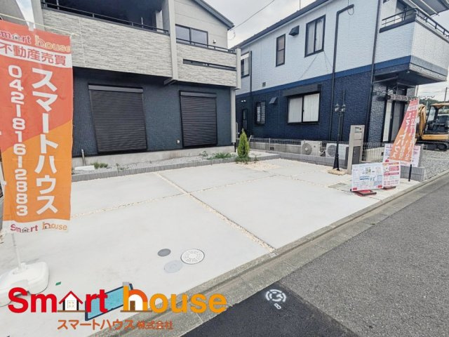 相模原市南区麻溝台　新築1棟の駐車場