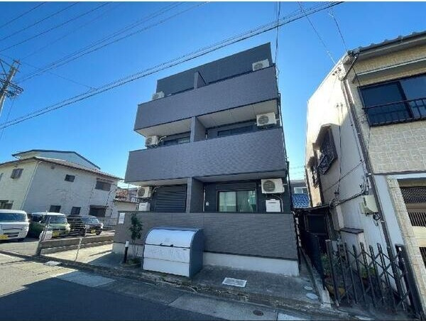 シャンピオナの外観