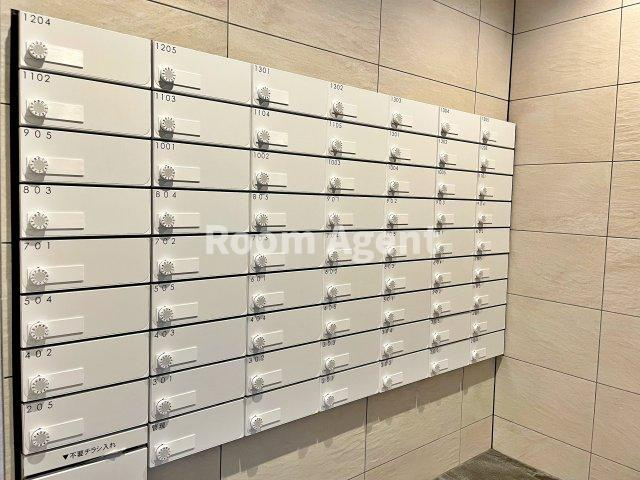 ディアレイシャス名古屋太閤通のエントランス