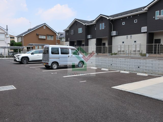 デュラカーサモナミ1の駐車場