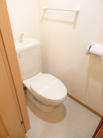 カルフ－ル緑井のトイレ|落ち着いたトイレです