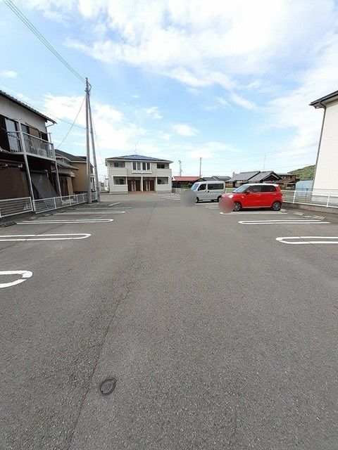サンリットヴィラⅤ　Ｂの駐車場