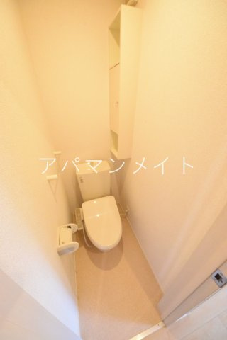【トイレ】 | CAROLINEⅡ | ウォシュレット付き！