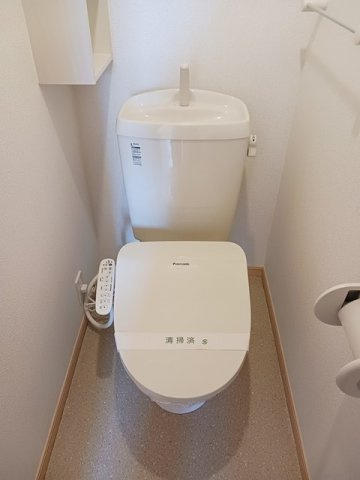 ブローテＭのトイレ|ゆったりとした空間のトイレです