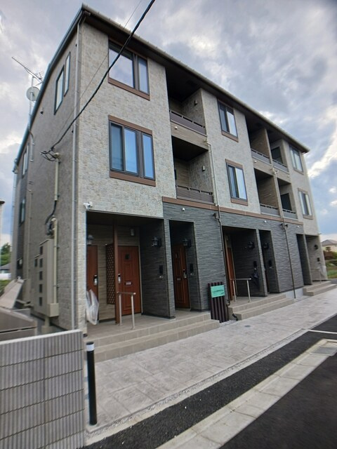 ヒカルサ西東京向台ウエストの外観