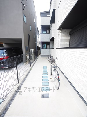 【エントランス】