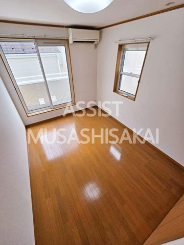 三鷹市井口４丁目貸家（０１２２６５）の洋室
