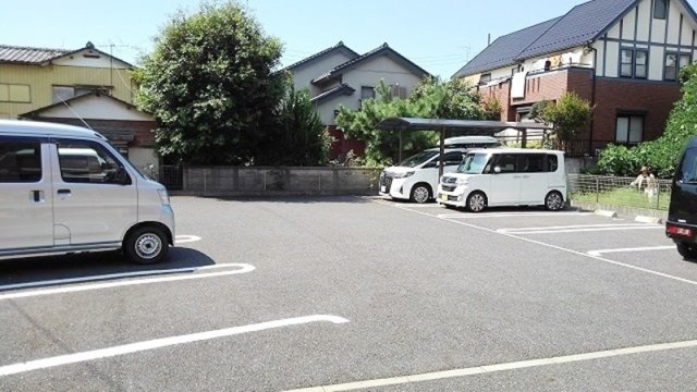 ピエール　リヴィエールの駐車場