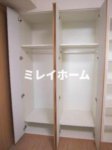 ルーブル羽田西の収納