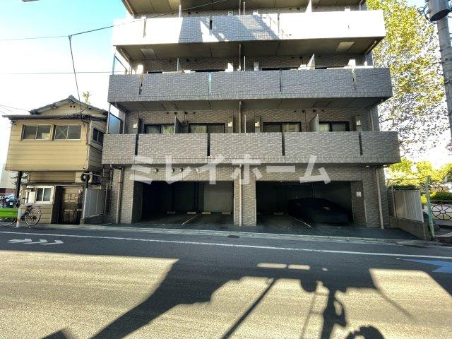 ルーブル羽田西の外観