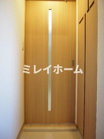 ルーブル羽田西の収納