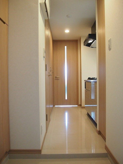 【玄関】ルーブル三軒茶屋参番館