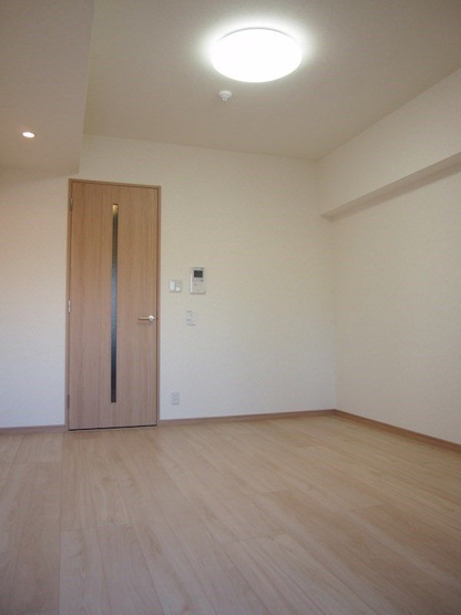 【寝室】ルーブル三軒茶屋参番館