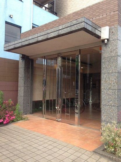 【エントランス】プレール新宿落合