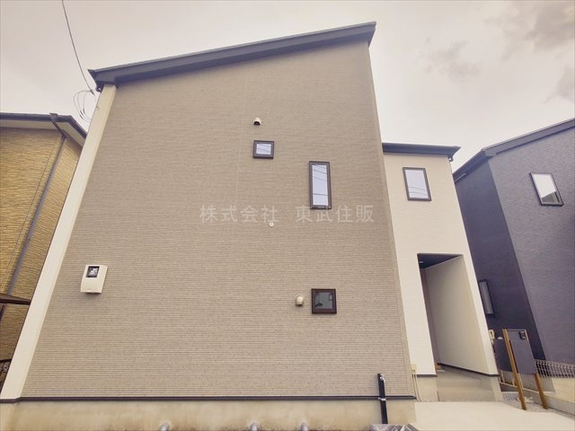 【前面道路含む現地写真】 | 狭山市広瀬台12期　全4棟　4号棟 | 住環境良好です