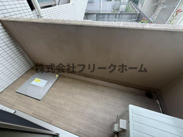 小金井市本町５丁目の賃貸マンションのバルコニー