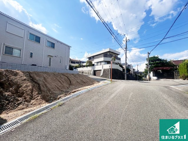 宝塚市野上　第2期　新築一戸建ての前面道路含む現地写真|周辺は落ち着いた街並みの住宅地！子育てがしやすい住環境です！まだ未完成ですが、現地でしかわからない事もございます。是非一度ご覧ください。