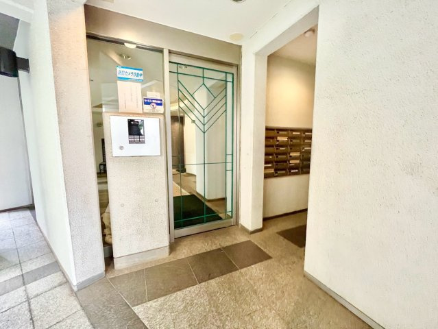 ユアコート東長崎の外観|現地ご見学希望・資料請求などお気軽にお問い合わせ下さい！
03-5990-5201