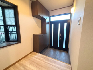 【玄関】 | 高槻市奈佐原4丁目　中古戸建