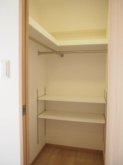【収納】ルーブル三軒茶屋参番館