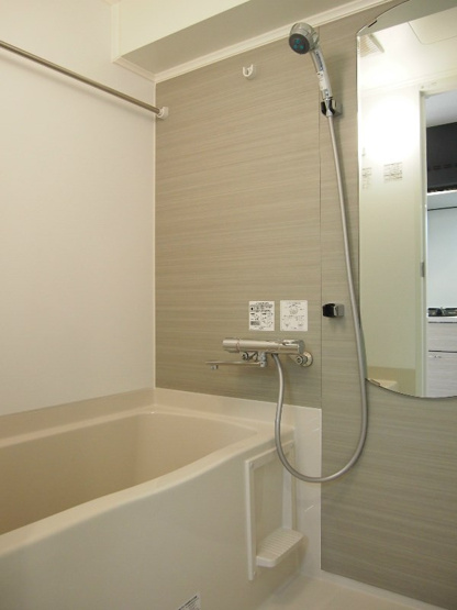 【浴室】ルーブル三軒茶屋参番館