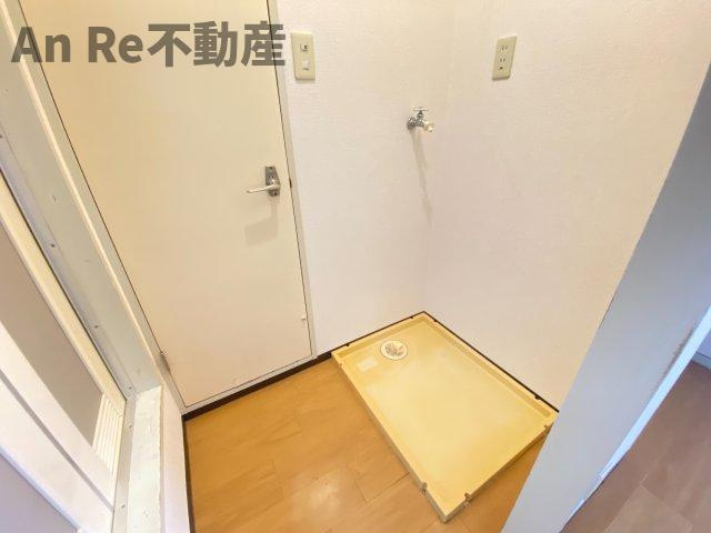 川口市大字安行原のアパートの玄関