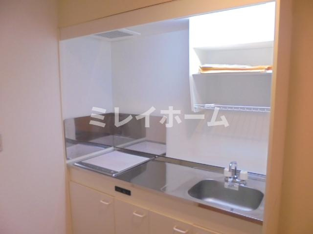ＬＵＭＩＥＲＥ南品川 Aのキッチン