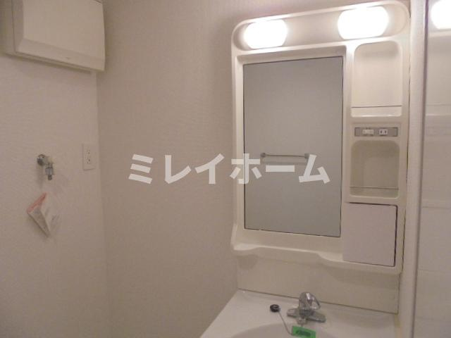 ＬＵＭＩＥＲＥ南品川 Aの洗面所