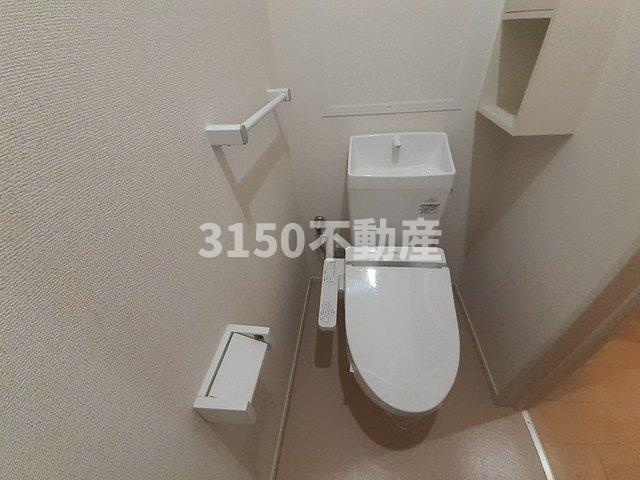 ベルウッド参番館のトイレ|落ち着いた色調のトイレです