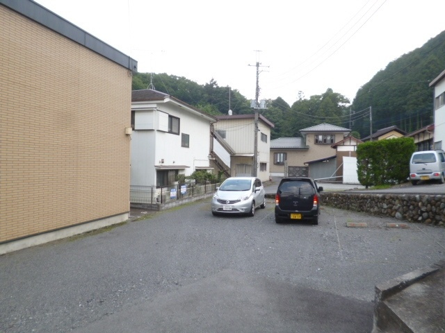 【駐車場】 | アムールコンフォート