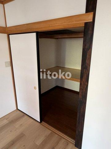 東駒形3丁目戸建の収納