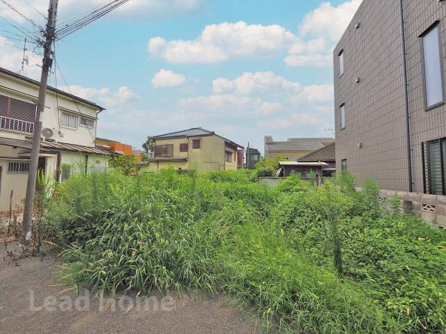 【外観】 | 目黒区東山1丁目 | 青空が広がる開放的な現地です！陽射しがたっぷりと差し込み、明るくあたたかい住まいづくりが叶います♪