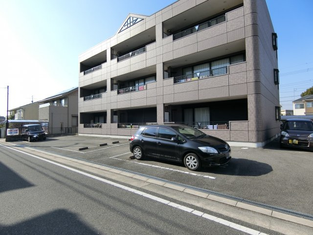 ティアーズガーデンの周辺