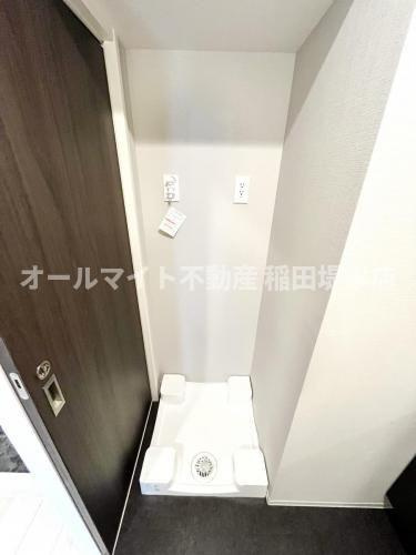 調布市布田２丁目の賃貸マンションの玄関