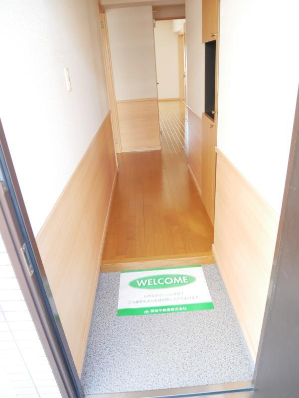 フォレスト離宮若久の玄関