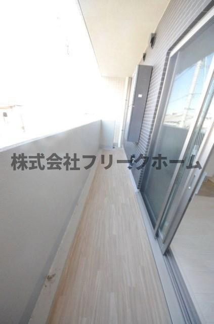 武蔵野市吉祥寺北町１丁目の賃貸マンションのバルコニー