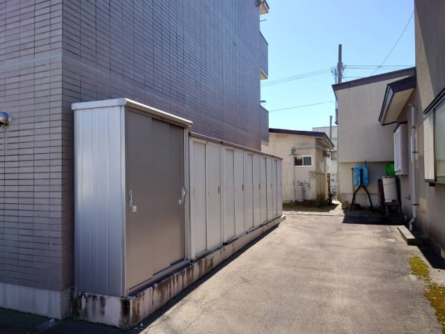 コーポアザレアの外観