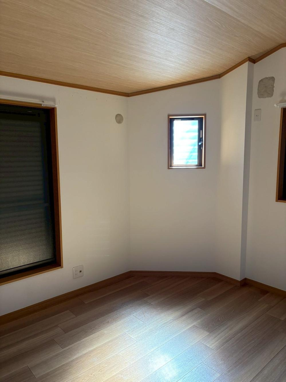 佐太東町1丁目　中古一戸建ての洋室|洋室6.2帖
■物件内覧・資金計画相談・住宅ローン相談、リフォーム相談、お問合せ受付中■
※当日・翌日のご内覧、ご相談はお電話でのお問合せがスムーズです！