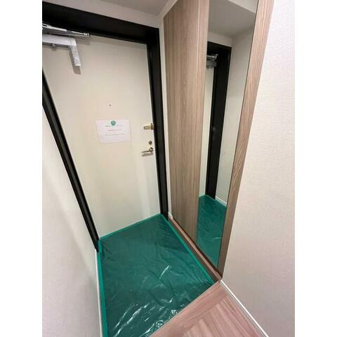 茅ヶ崎市汐見台の賃貸マンションの玄関