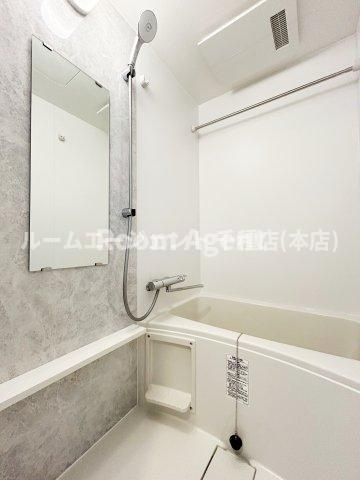 エスリード葵 広小路通の浴室