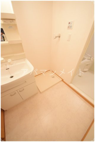 【設備】 | グリーンリーフⅡ | 室内洗濯機置場です