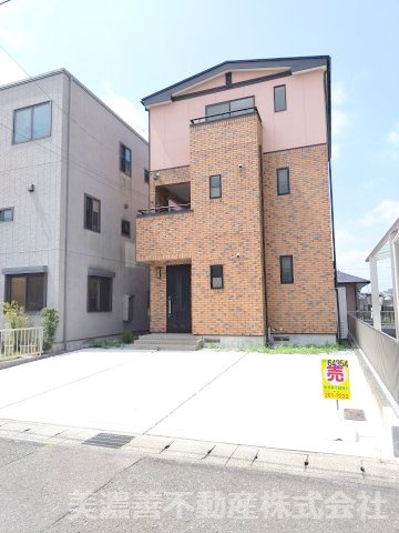 ６４３５４　岐阜市六条片田1丁目中古戸建て