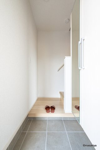 サジテール　青木島の玄関