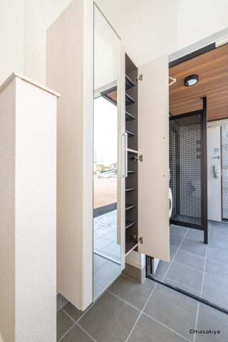 サジテール　青木島の玄関