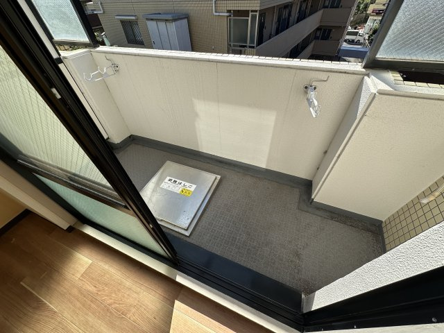 川崎市多摩区宿河原１丁目の賃貸マンションのバルコニー