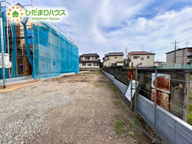 鴻巣市小松5期　新築戸建　グラファーレ01