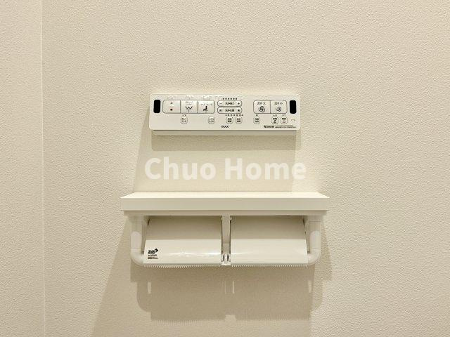 東陽町ガーデニアB棟の内装|【ウォシュレット】清潔に使いたいお手洗いには最適な設備です。もちろんウォームレットも標準装備です。
