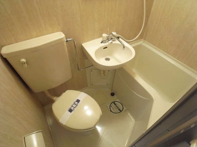 パールマンション白山の浴室