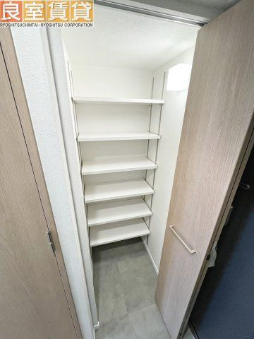 【玄関】 | プレサンス吹上駅前エテルノ